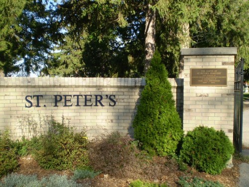 Commonwealth War Graves St. Peter's Roman Catholic Cemetery