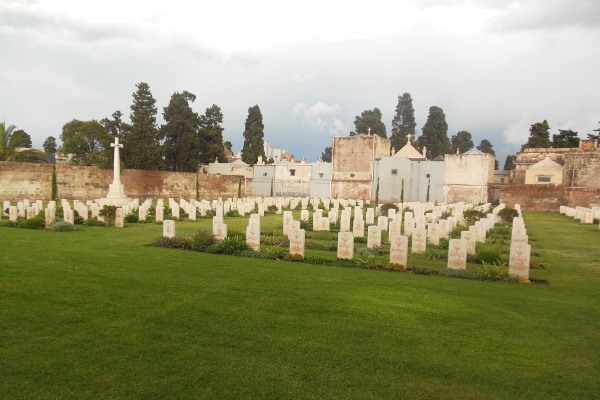 Commonwealth War Graves Taranto Town Cemetery Extension