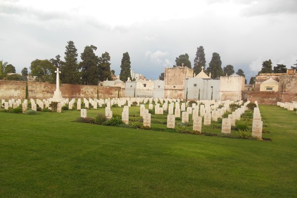 Commonwealth War Graves Taranto Town Cemetery Extension #1