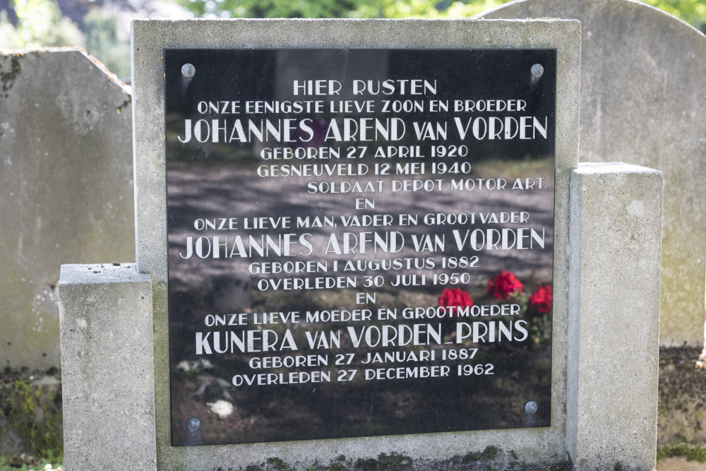 Dutch War Graves Terwolde #4