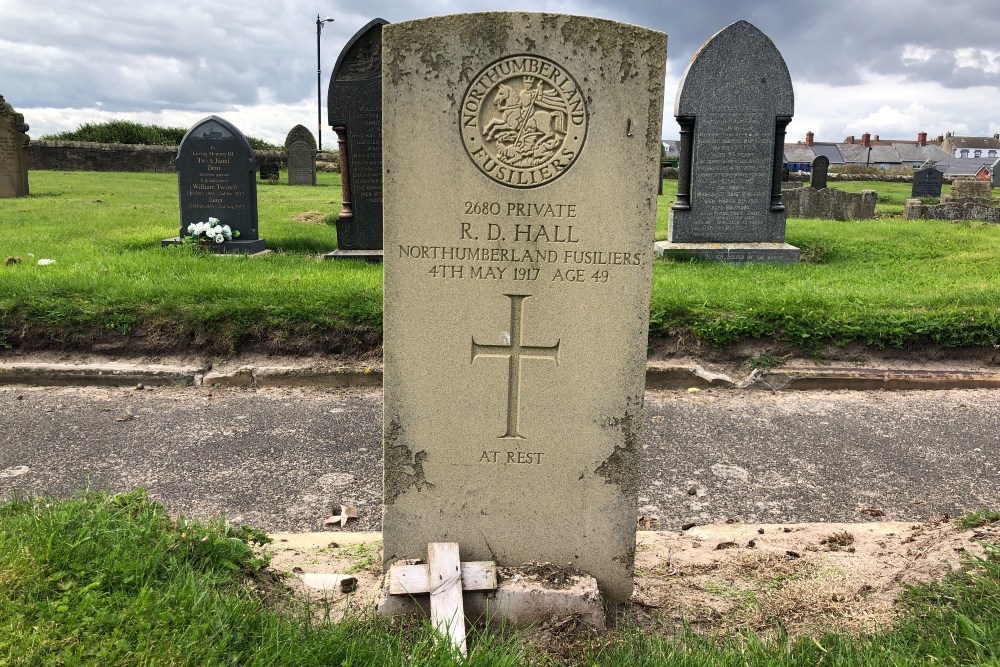 Commonwealth War Graves St. Bartholomew Churchyard #3