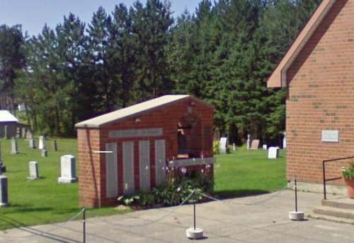 Commonwealth War Grave Leslie Cemetery
