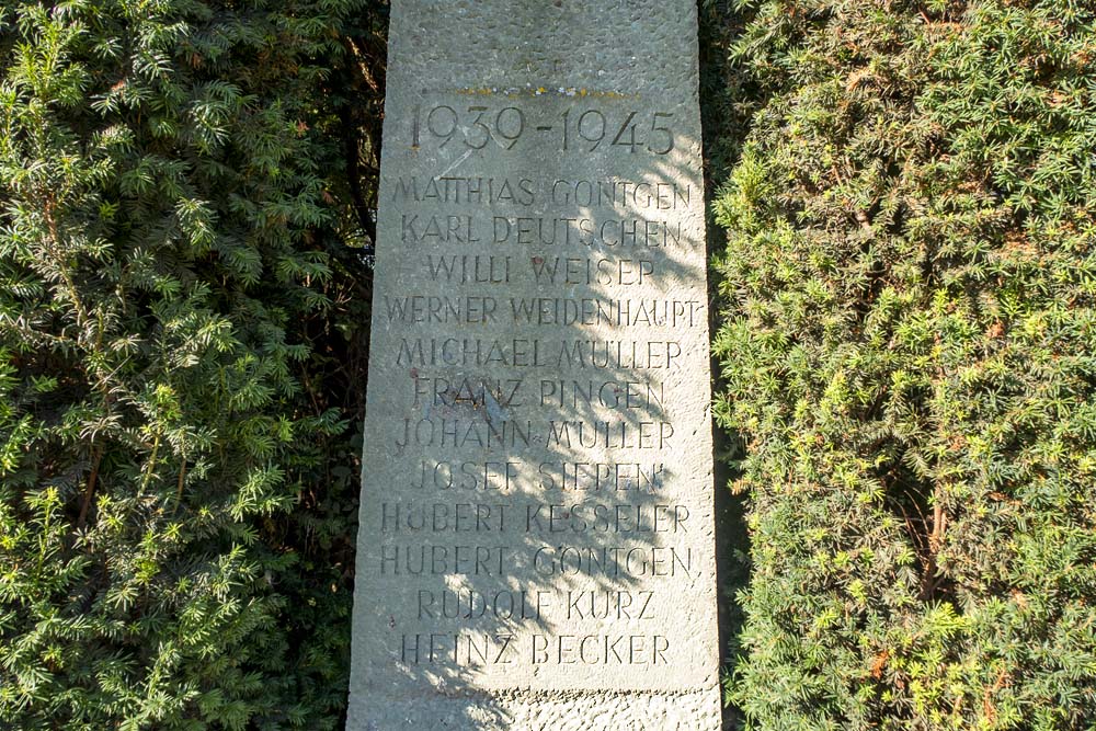 War Memorial Frauwllesheim #2