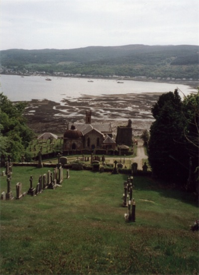 Commonwealth War Graves Kilmun Cemetery