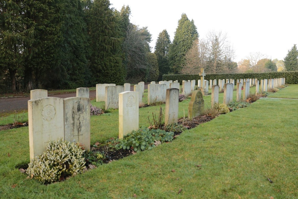 Commonwealth War Graves Cathays Cemetery #3