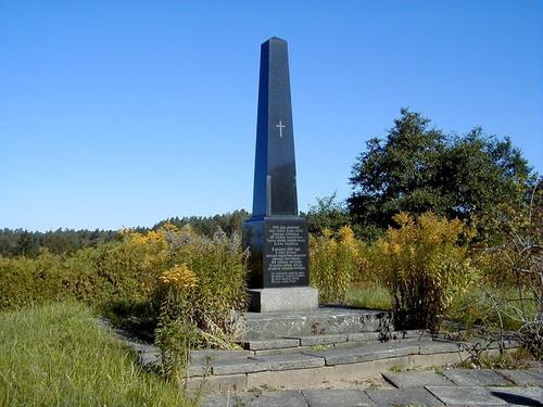 Begraafplaats Slachtoffers Nationaalsocialisme Zlekas #1