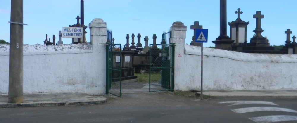 Oorlogsgraven van het Gemenebest Port Louis Western Cemetery #1