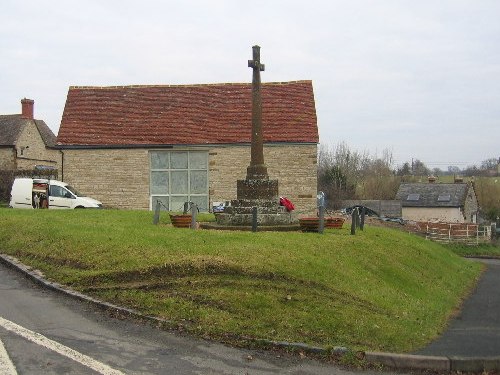 Oorlogsmonument Butlers Marston #1