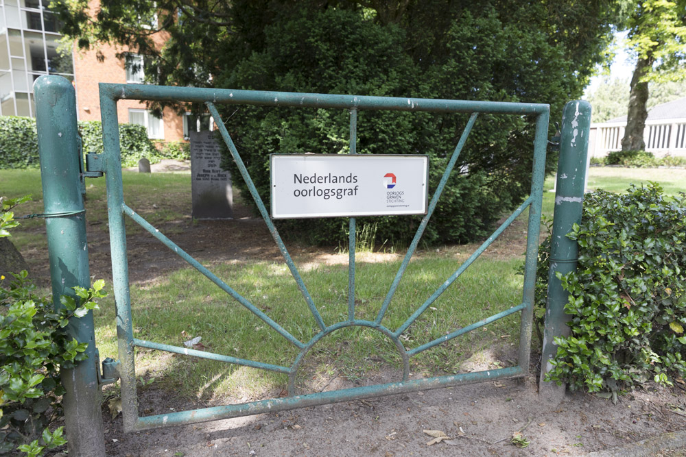 Dutch War Grave Jewish Cemetery Ommen #5