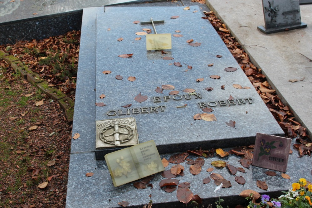 Belgian Graves Veterans Loupoigne #1