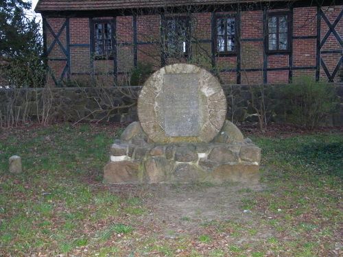 Oorlogsmonument Cambs en Ahrensboek