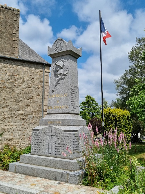 War Memorial Lanvallay #4