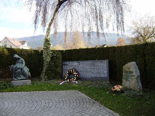 War Memorial Hrbranz #1
