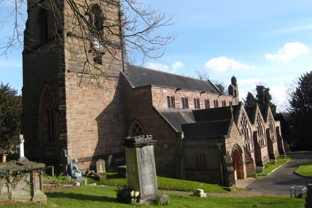 Commonwealth War Graves St. Michael Churchyard #1