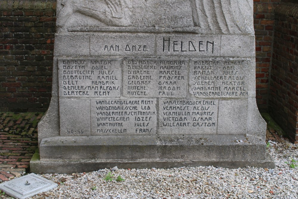 War Memorial Westrozebeke #2