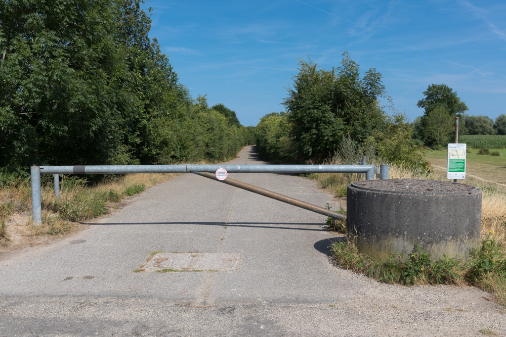 Information Sign Former Weir IJssellinie #2