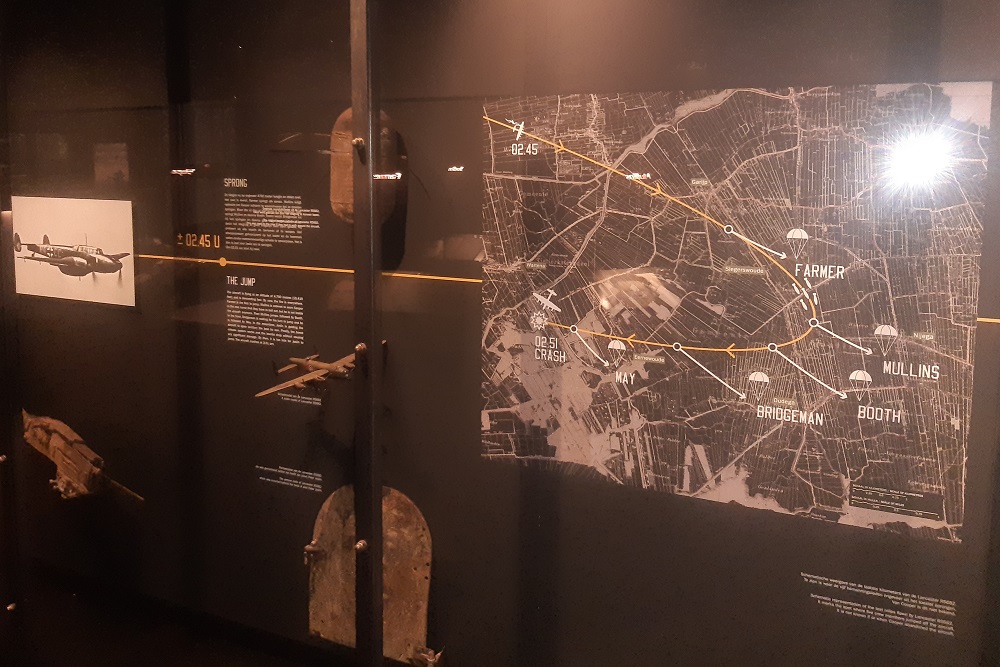 Exhibition Lancaster R5682 Eernewoude #2