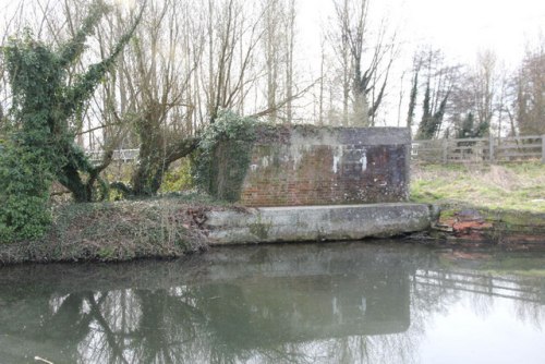 Pillbox FW3/28 Sulhamstead