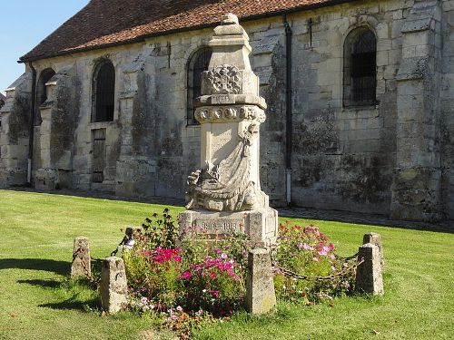 Oorlogsmonument Hrouville #1