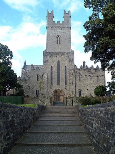 Oorlogsgraven van het Gemenebest St. Mary Cathedral Churchyard