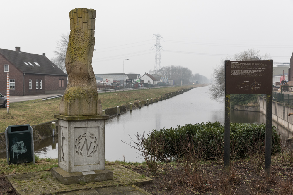 Monument Grand Canal du Nord