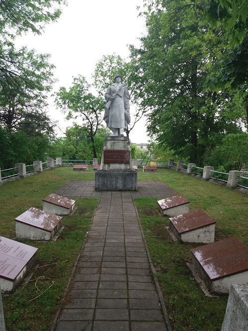 Sovjet Oorlogsbegraafplaats Merkin #3