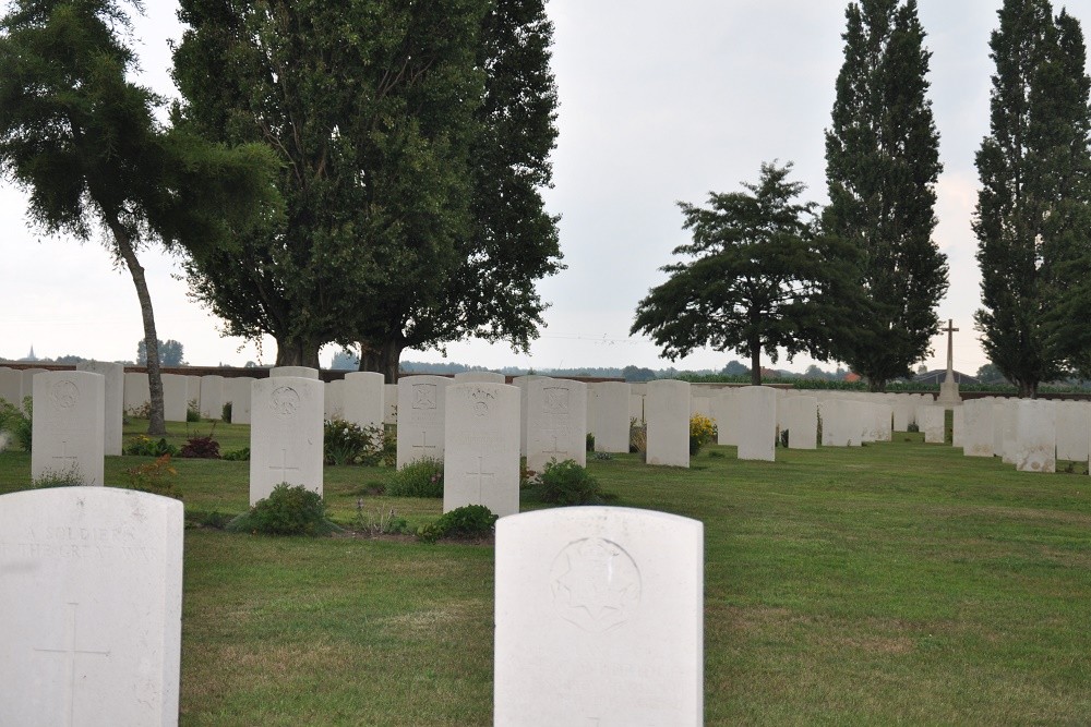 Commonwealth War Cemetery Voormezeele Enclosure No.3 #2
