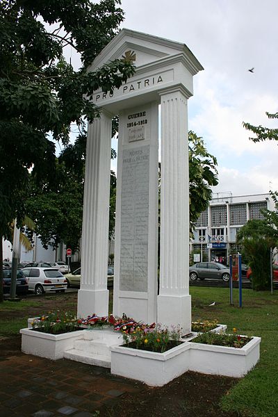 War Memorial Saint-Benot #1