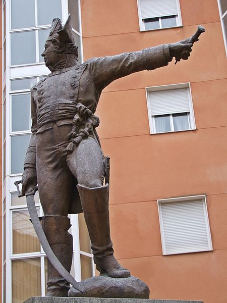Statue of General Teodoro Reding #1