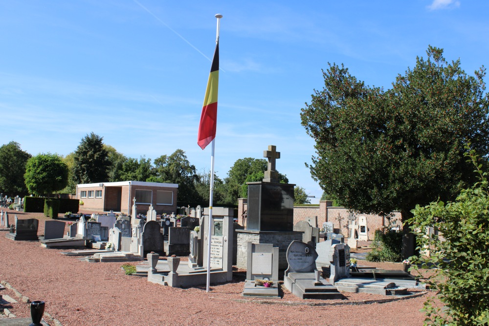 War Memorial Cemetery Veldwezelt #1
