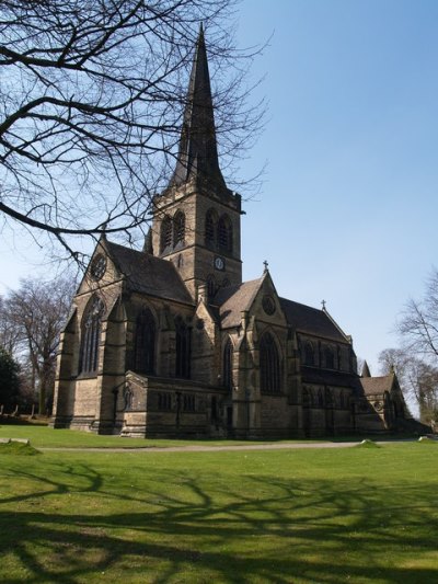 Oorlogsgraven van het Gemenebest Holy Trinity Churchyard