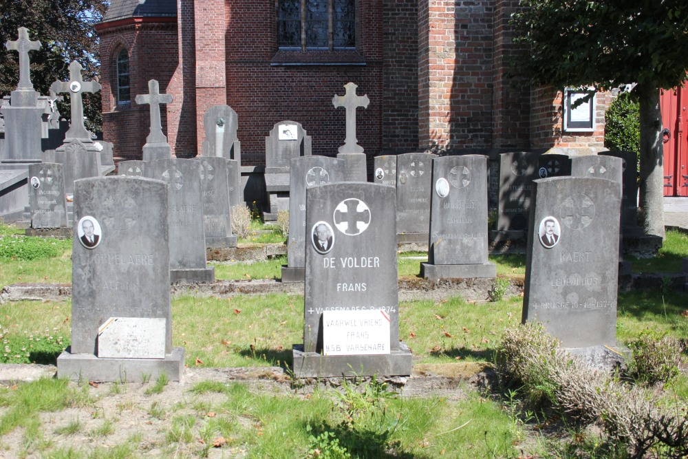 Belgische Graven Oudstrijders Varsenare Kerkhof