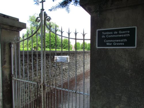 Commonwealth War Graves Breville #3