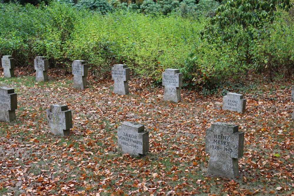 Oorlogsgraven Waldfriedhof
