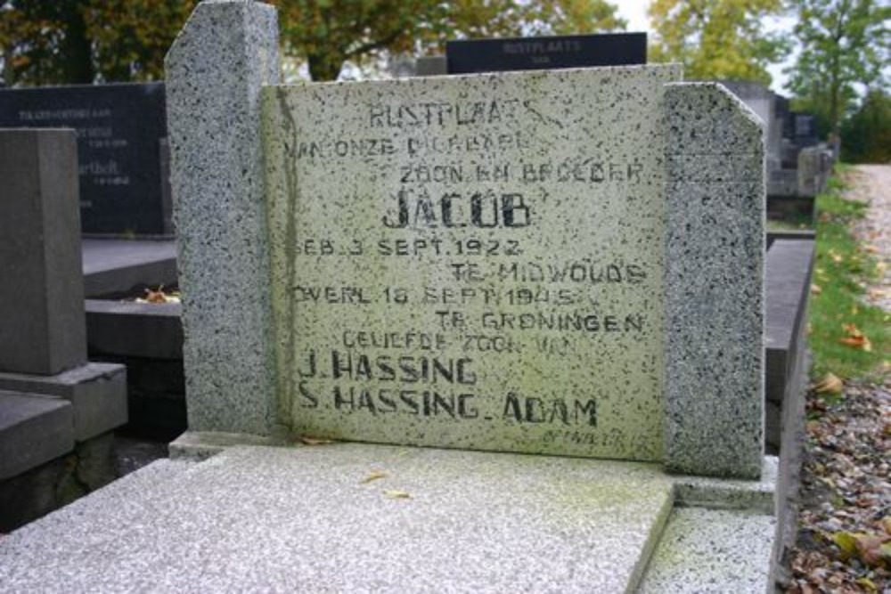 Dutch War Grave Zijldijk #1