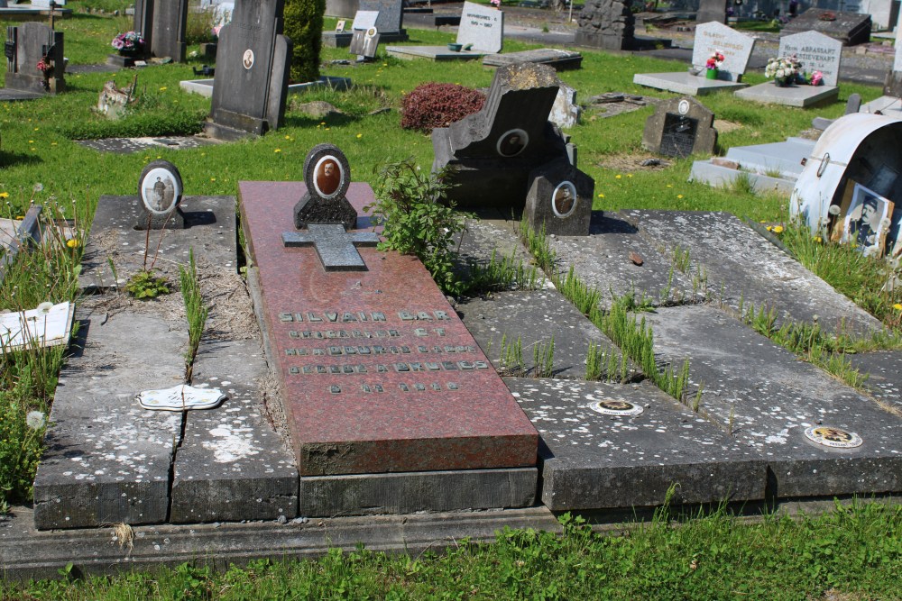 Belgian War Graves Dour #2