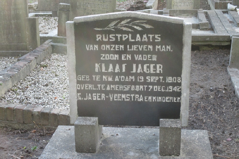 Dutch War Graves Generalal Cemetery Nieuw-Amsterdam #2