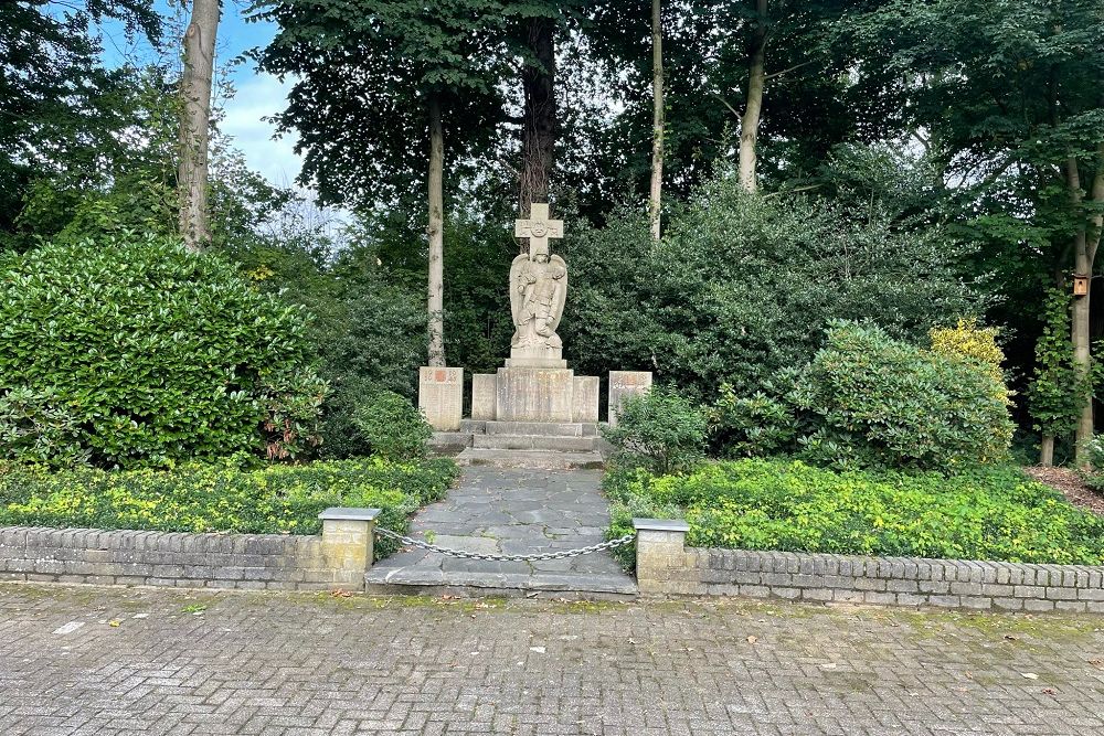 Oorlogsmonument Doemern