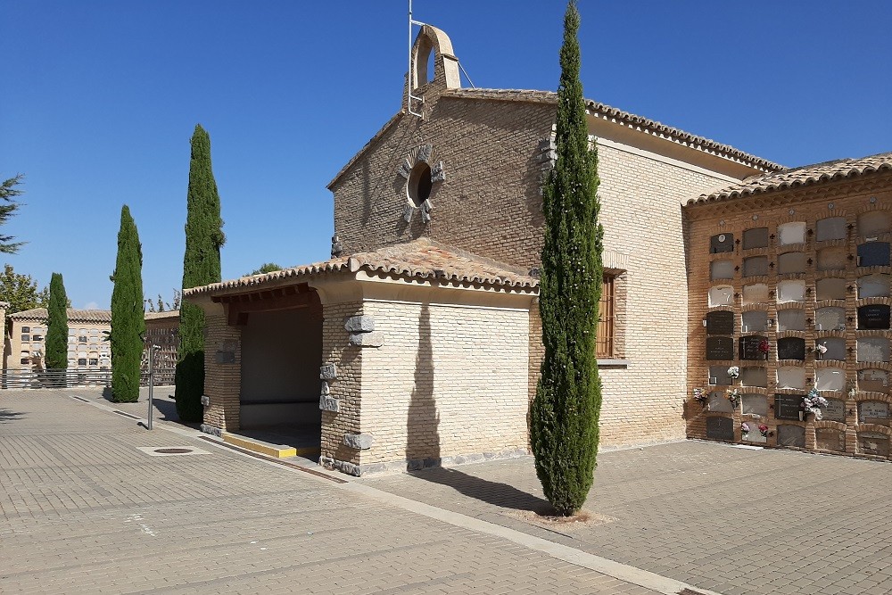 Nationalist memorial chapel Cementerio de Torrero #2