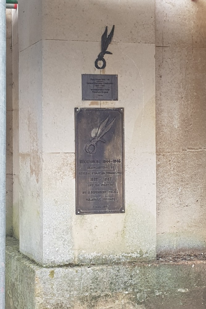Memorial 1st Polish Parachute Brigade
