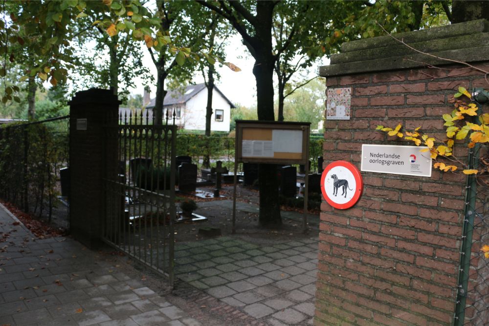 Nederlandse Oorlogsgraven Begraafplaats St.Jozef Kaatsheuvel