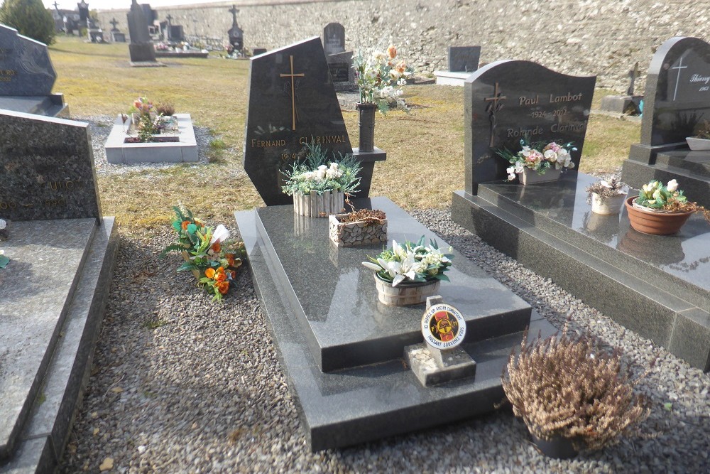 Belgian Graves Veterans Louette-St. Pierre