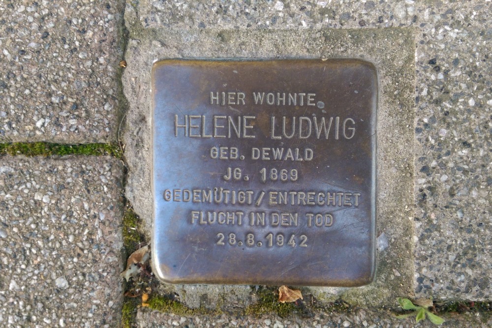 Stolperstein Adlerstrae 42