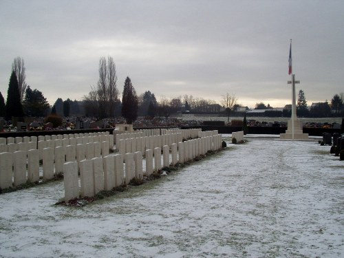 Commonwealth War Graves Hautmont