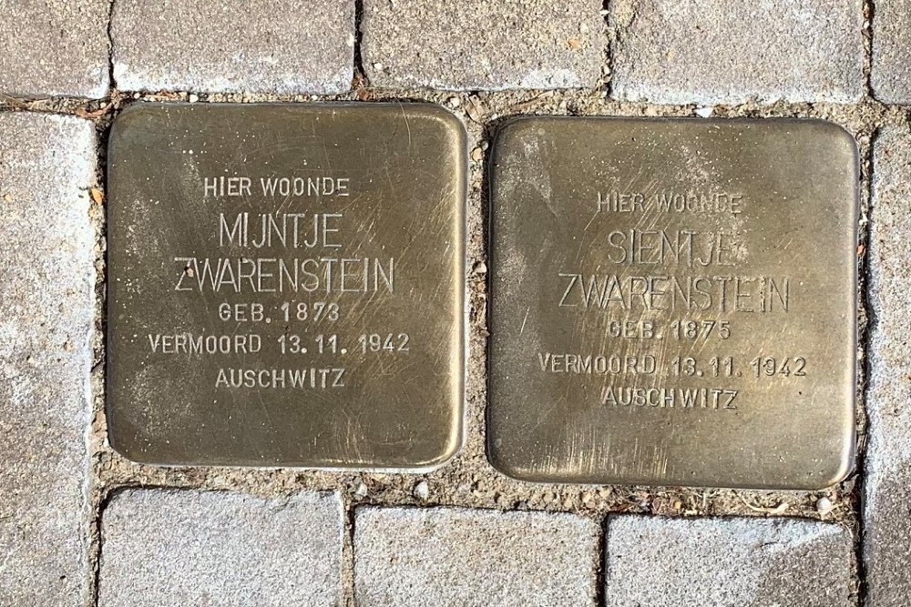 Stolpersteine Kerkstraat 62 (nu Kerkstraat 10)