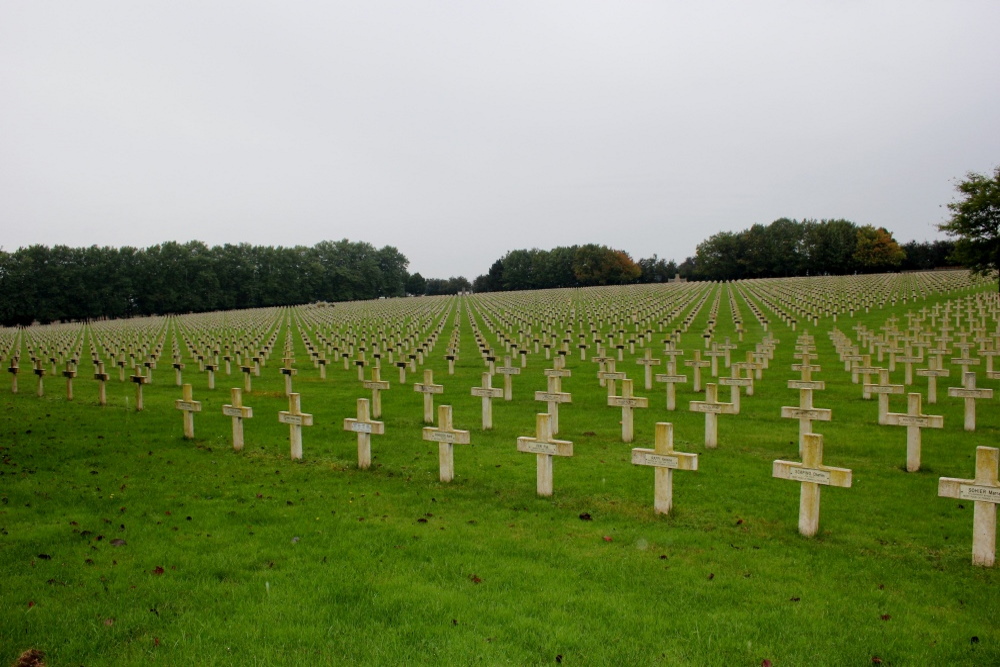 Franse Oorlogsbegraafplaats La Targette #1