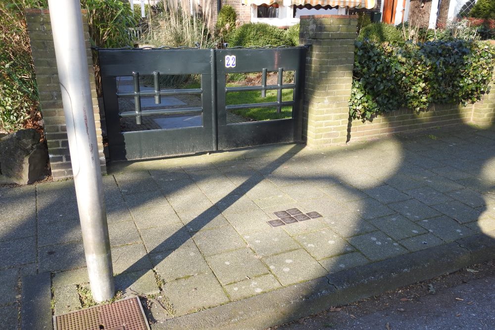 Stolpersteine Adriaan Volkersingel 22 #3