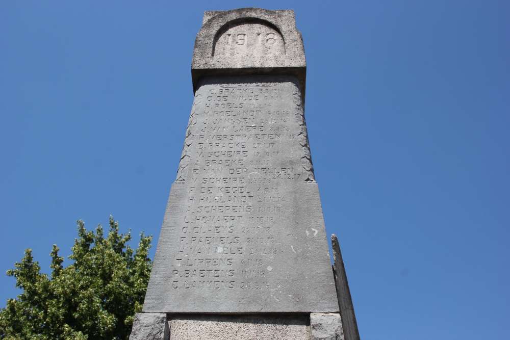 War Memorial Kalken #3