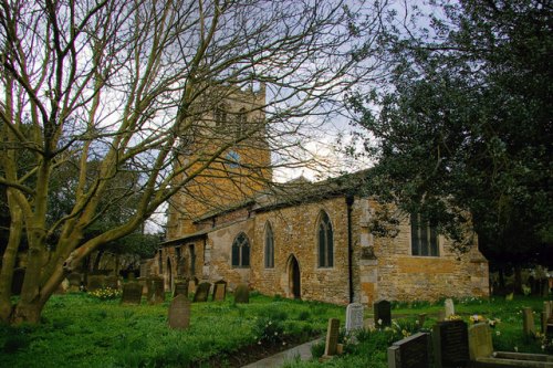 Oorlogsgraven van het Gemenebest St. Nicholas Churchyard