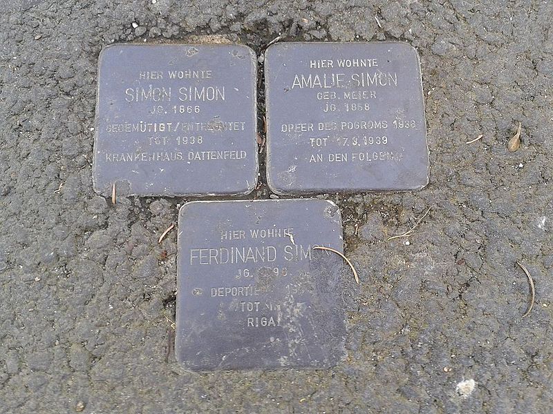 Stolpersteine Bergstrae 6 #1